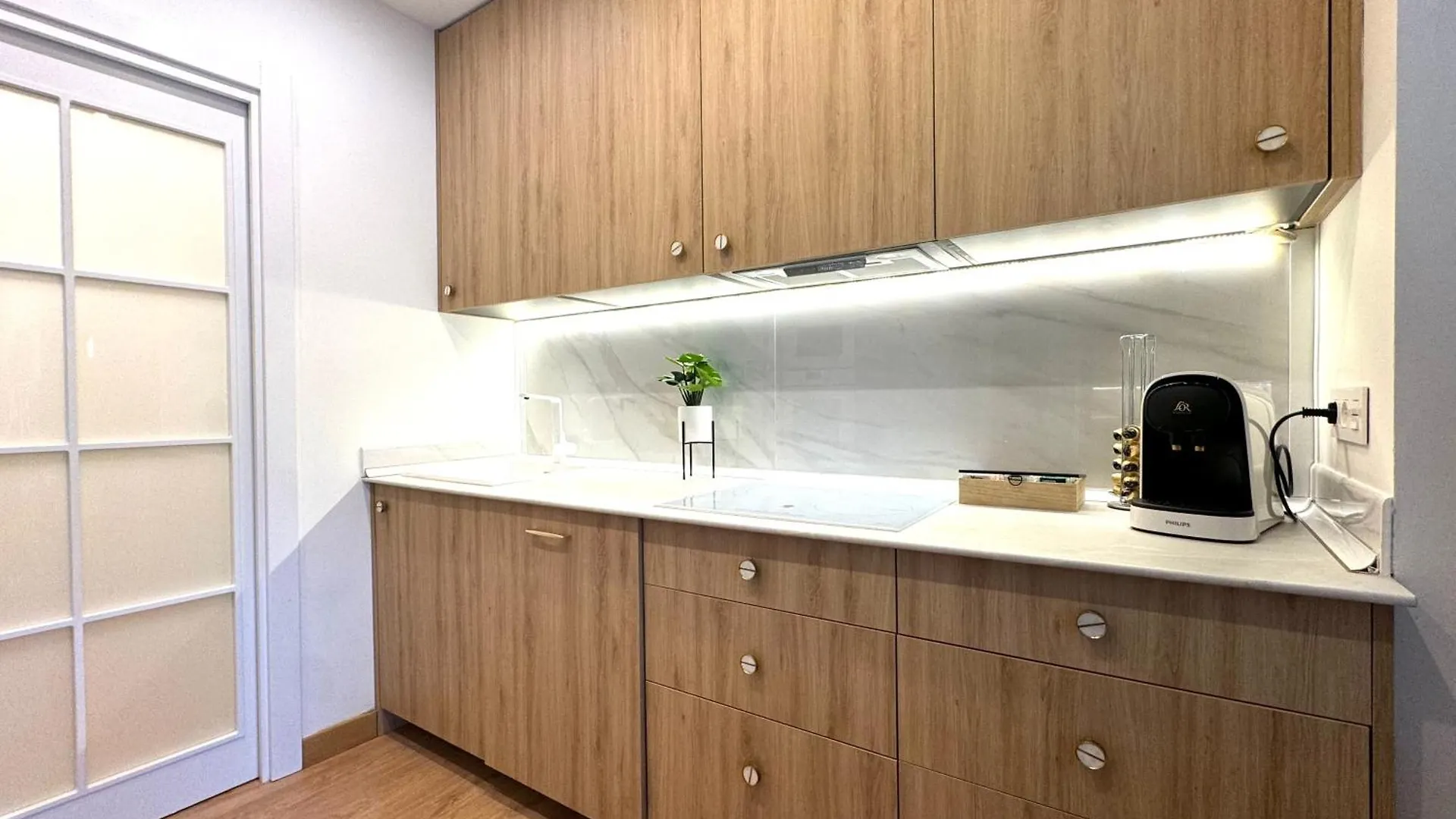 Paradise Luxurious Apartment, Free Parking, 3 Double Rooms, 4 Beds, Terrace, Jacuzzi, New سان سيباستيان